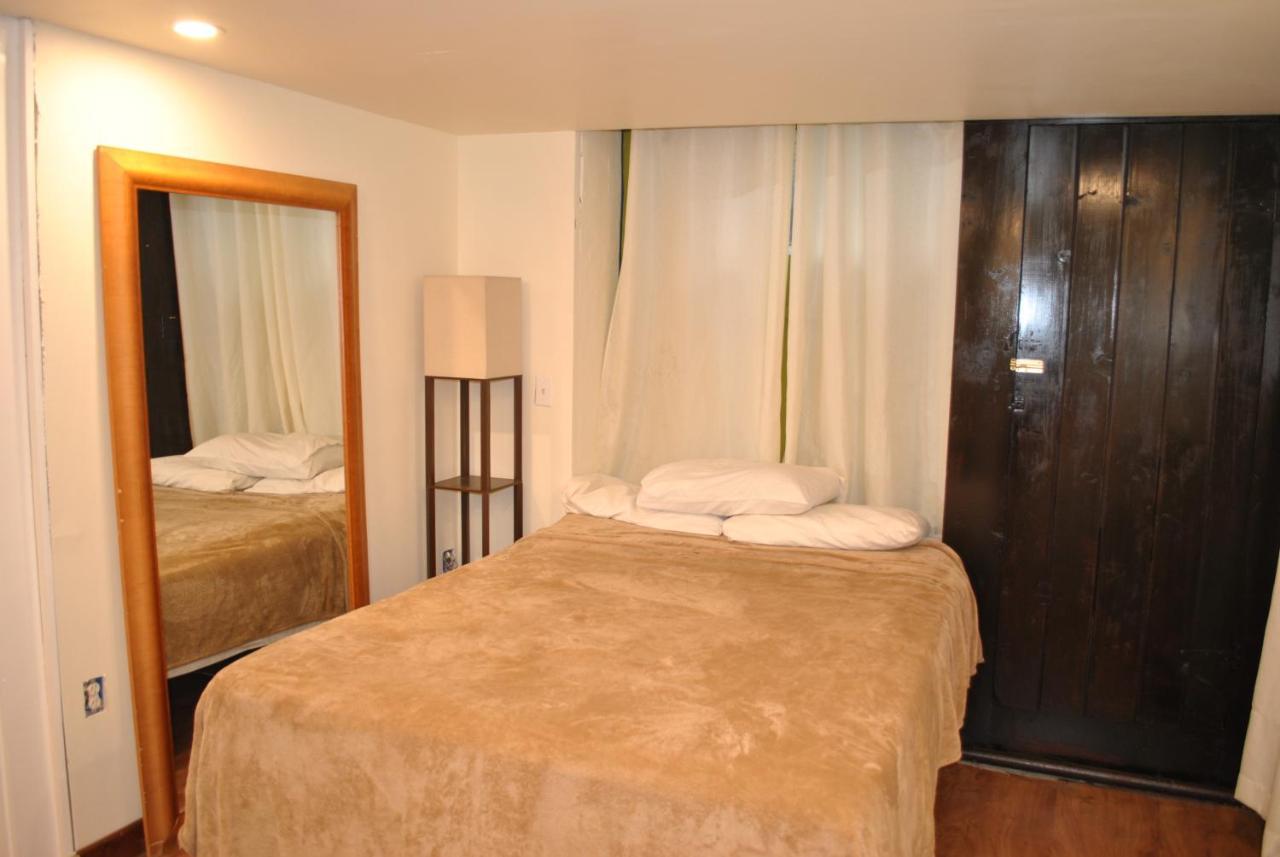 Ewr Airport Multilevel Guest House Room With 2-3 Beds Newark Exteriör bild