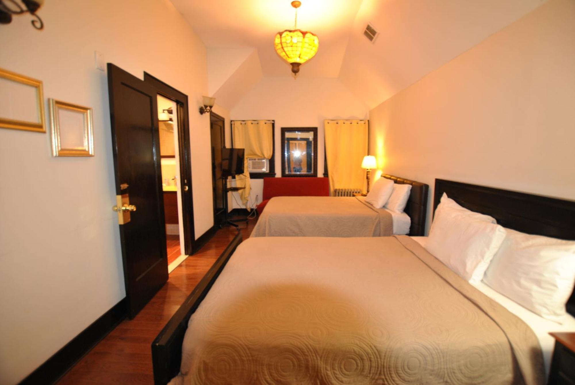Ewr Airport Multilevel Guest House Room With 2-3 Beds Newark Exteriör bild