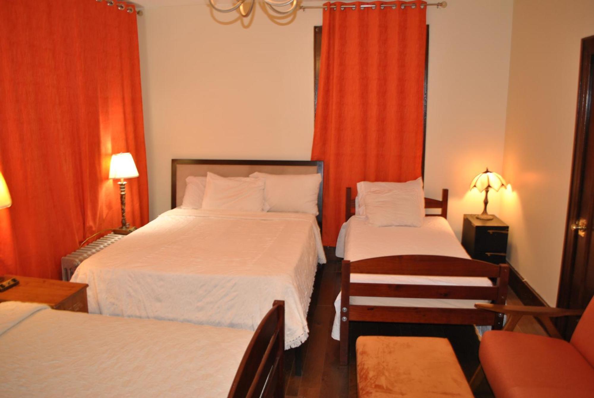 Ewr Airport Multilevel Guest House Room With 2-3 Beds Newark Exteriör bild